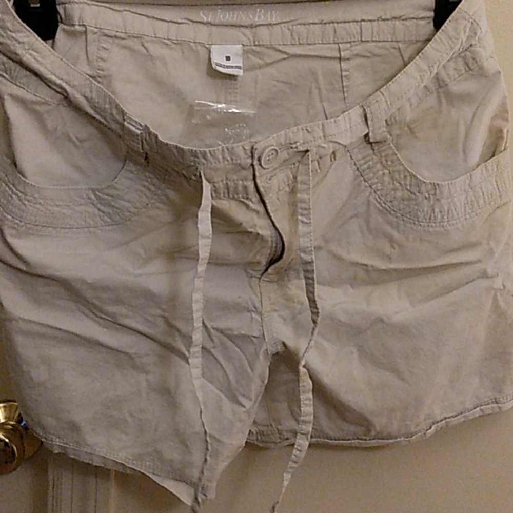 St John's bay size 10 shorts